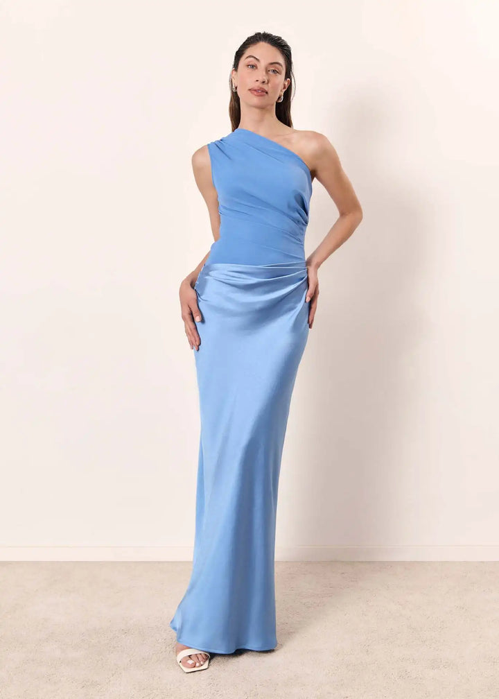 Verenaluxe™ | Maxi Dress with a Guilt in Satin